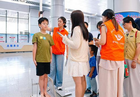 校企共探企业级AI智能体落地路径 “驾驭智能”产教融合论坛举办