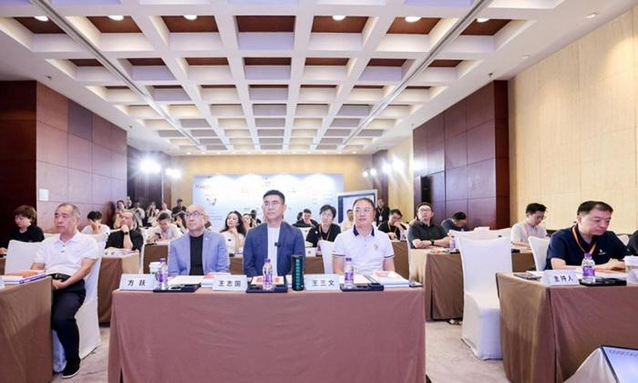 缓解碳基管理隐性损耗 酷开AIOS以硅基管理重构企业经营体系