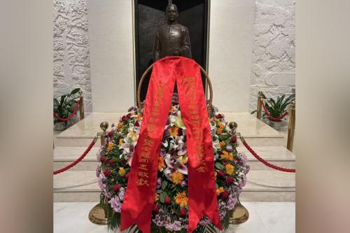 几内亚总理乌里·巴：中国式现代化 工业生态两不误