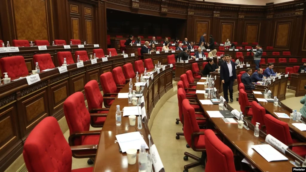 Կոնջորյան, Ալեքսանյան, Եղոյան, Ջուլհակյան, Ղազարյան. ՔՊ-ում այսօր կորոշեն ԱԺ փոխնախագահների թեկնածուներին