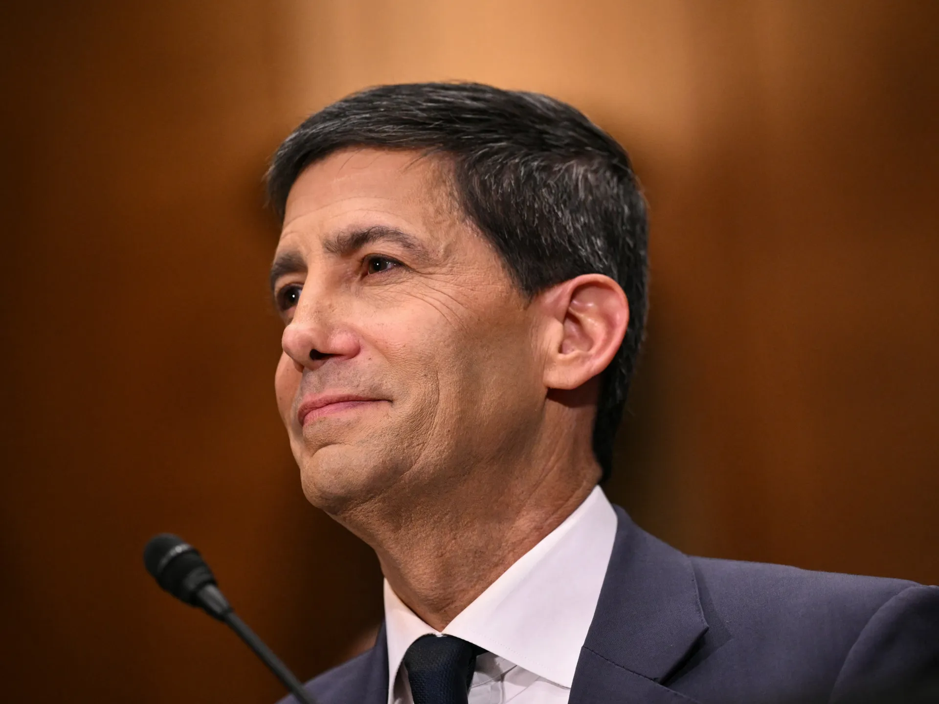 Kevin Warsh sworn in as new US Fed chair