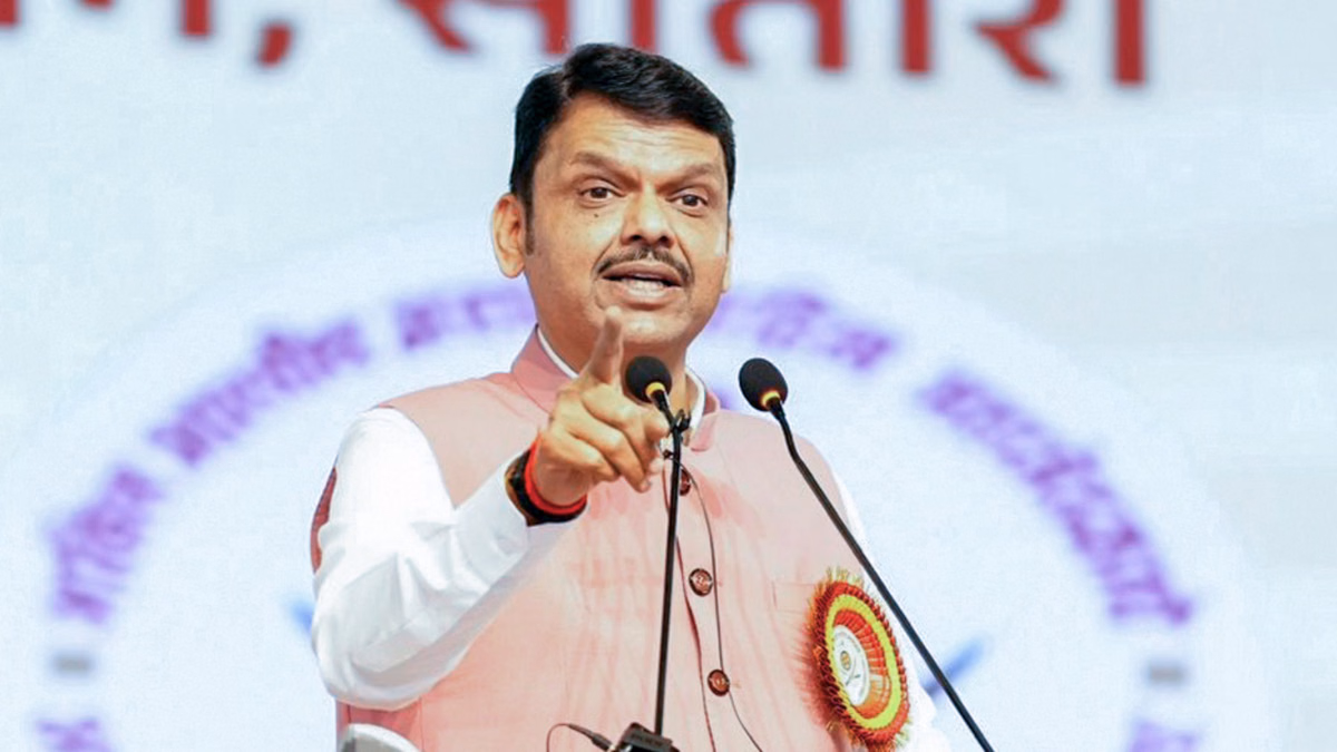 डांस बार के नियम होंगे सख्त: मुंबई पुलिस अधिनियम में होगा बदलाव, मुख्यमंत्री फडणवीस ने पुलिस के खोले हाथ