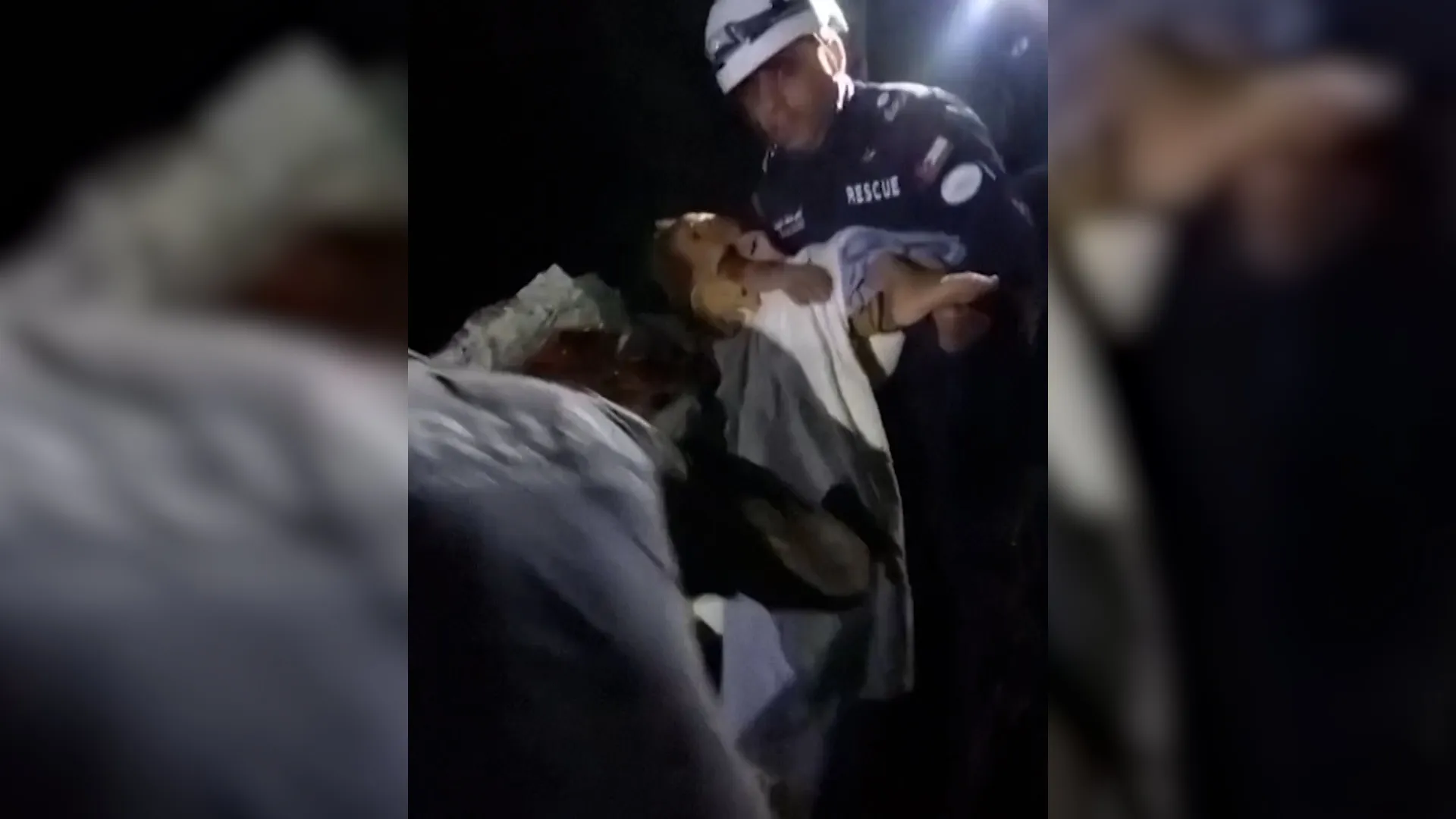 Toddler pulled from debris six days after Venezuelan earthquakes