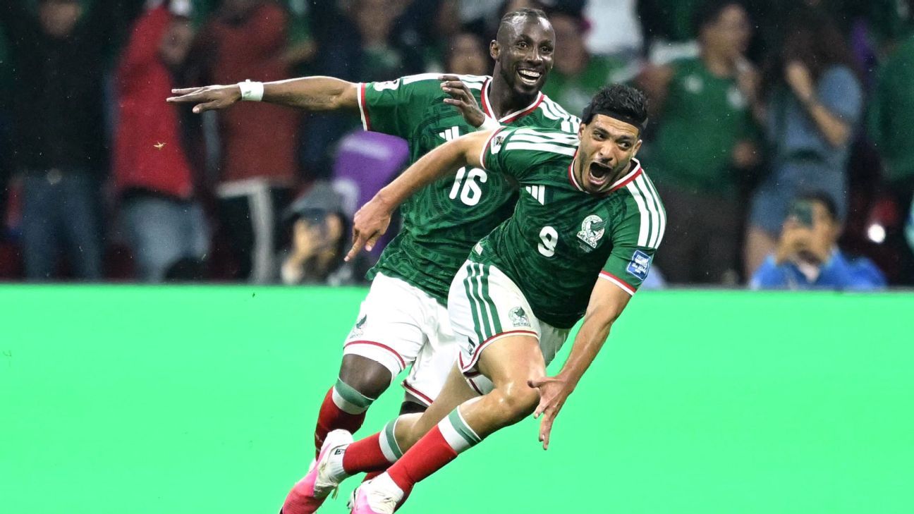 Mexico oust Ecuador, 1st WC KO win in 40 years