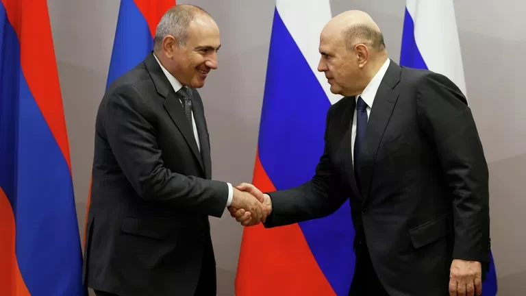 Միշուստինն ու Փաշինյանը հայկական կողմի նախաձեռնությամբ հեռախոսազրույց են ունեցել