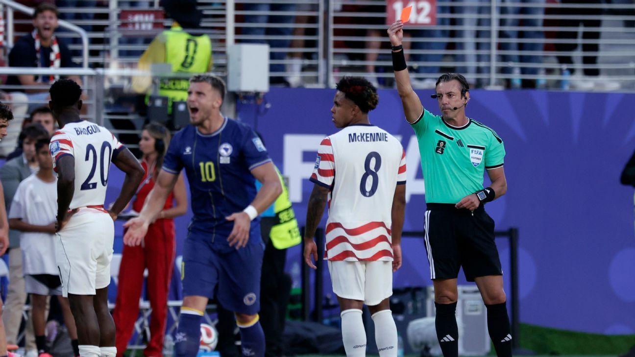 Balogun red-carded in USMNT clash with Bosnia