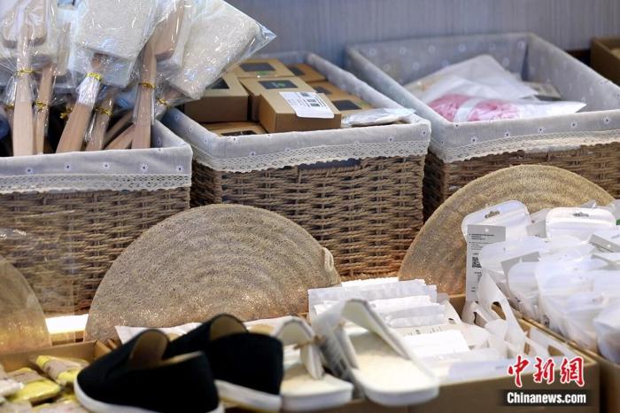 从大别山到旧金山，“中国刷锅神器”丝瓜络逆袭了？