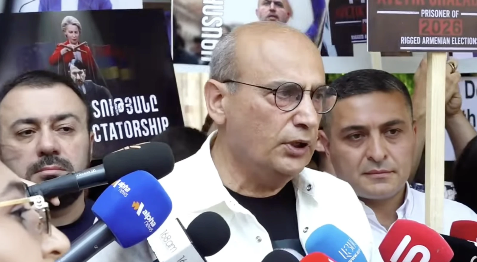 ԵՄ–ն ոչնչացնում է Հայաստանում ժողովրդավարության վերջին մնացորդները. քաղաքագետը՝ ակցիայի ժամանակ