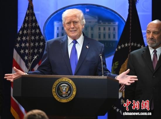 美国最高法院对特朗普“小骂大帮忙”？