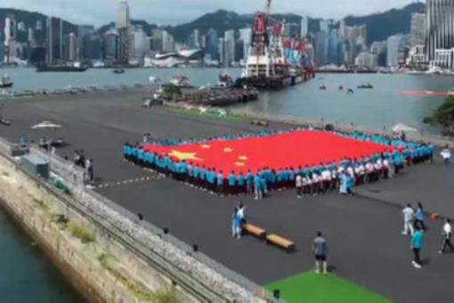 香江观澜：香江再迎海军舰艇编队 国家强大是香港最大底气