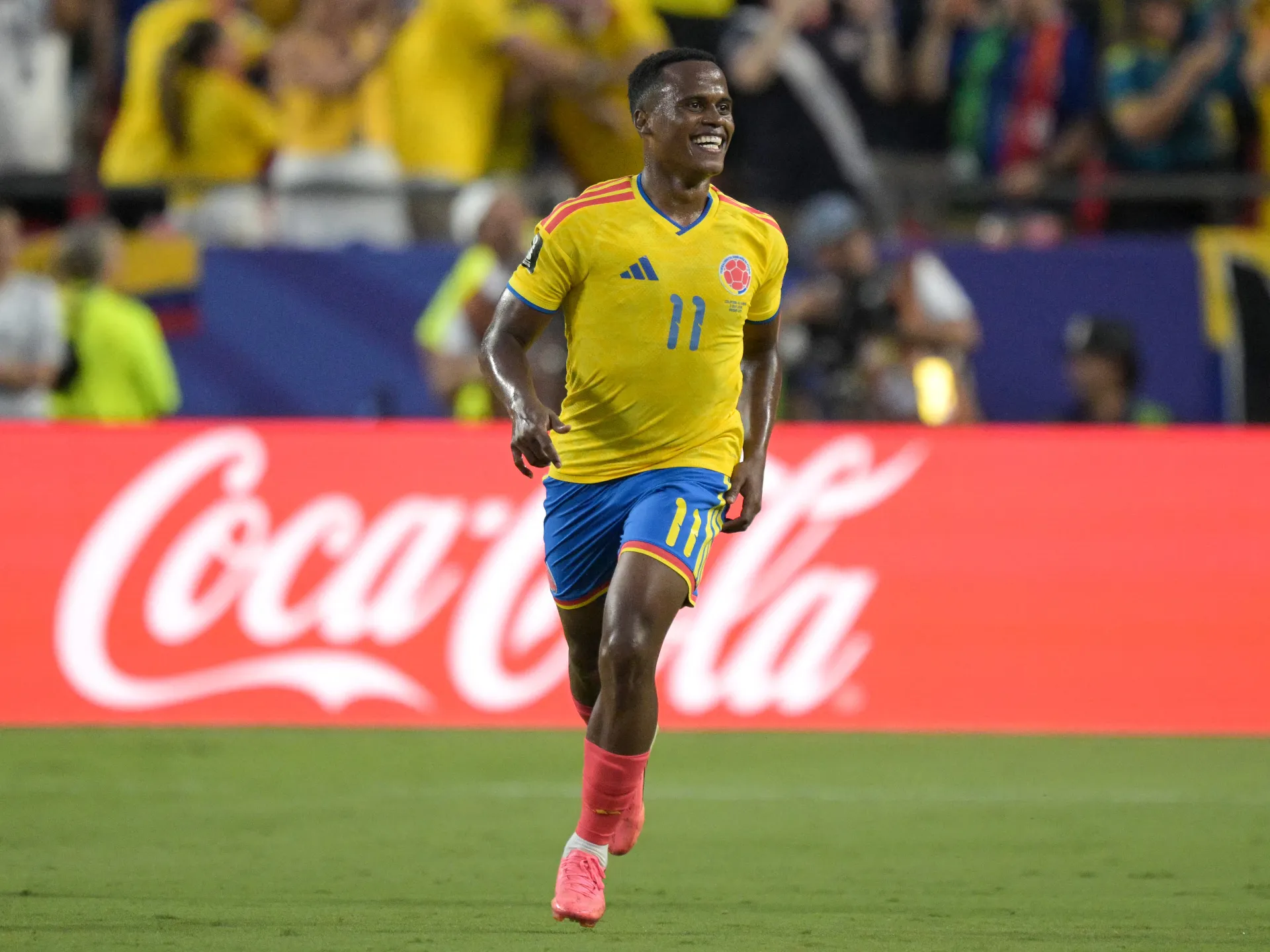 Arias sends Colombia into World Cup last-16 with 1-0 win over Ghana