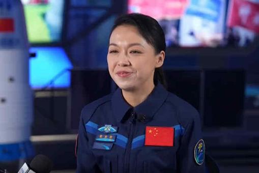 评论：黎家盈首飞“天宫”展现国家对香港的鼓励信任