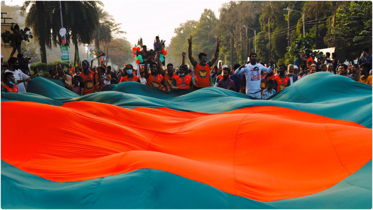 Bangladesh: बांग्लादेश ने कश्मीर को दिखाया पाकिस्तान का हिस्सा, तो भारतीय राजदूत ने वहीं पर दे दिया करारा जवाब