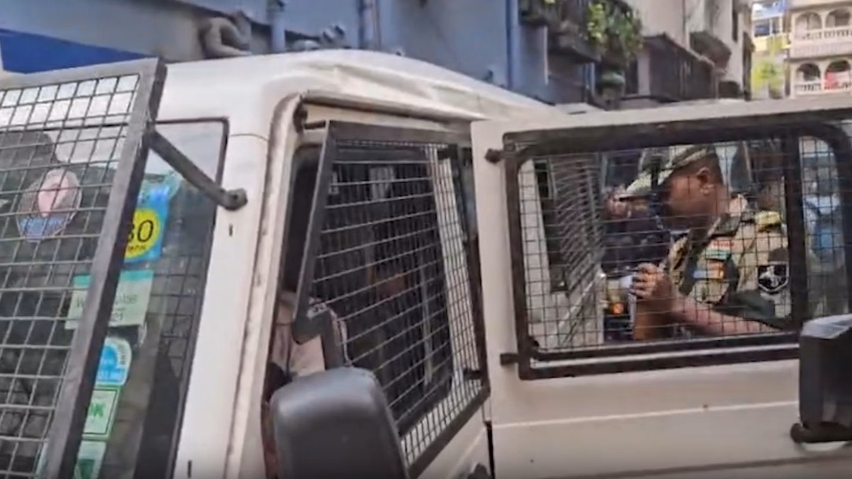 West Bengal: फुटबॉल को लेकर हुए झगड़े में 10वीं के छात्र की हत्या, बारुईपुर में बढ़ा तनाव
