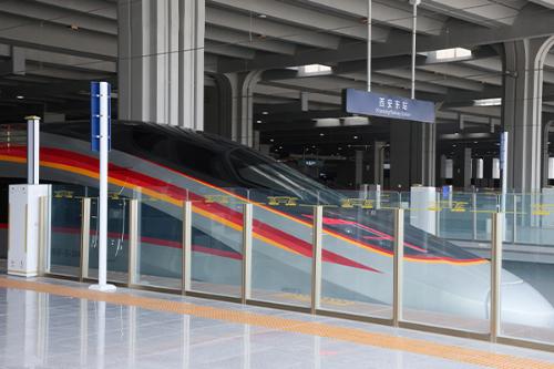 广西贵港城区多处积水成涝 多所学校被洪水淹没