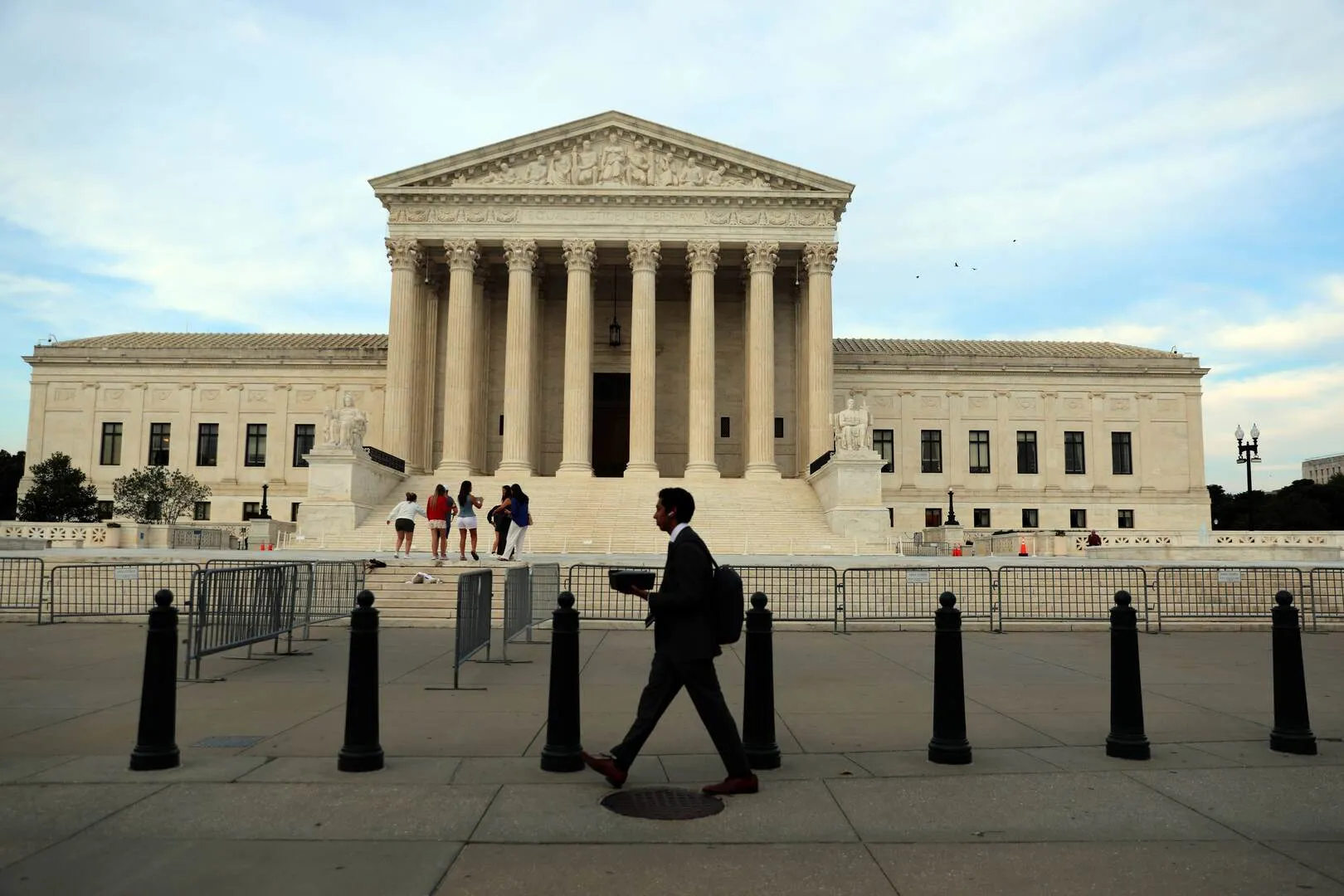 Can the US Supreme Court stay independent?