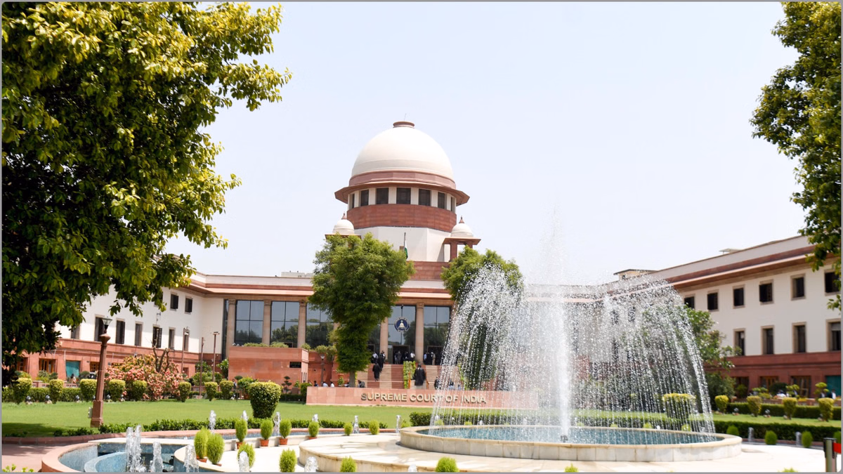 SC: 'बच्चों के यौन शोषण की रिपोर्ट न करना भी अपराध', सुप्रीम कोर्ट का प्रधानाध्यापिका को राहत देने से इनकार