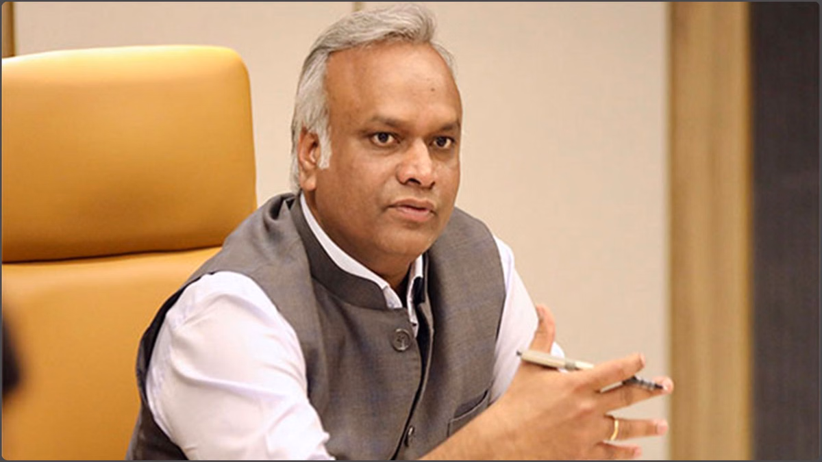 Karnataka: 'राम मंदिर बनाने का श्रेय लिया, तो चंदा चोरी का भी लें': प्रियांक खरगे ने RSS पर क्या-क्या कहा?