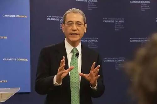 广西宁明县7.5万亩早稻开镰收割