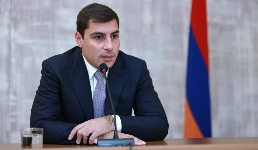 Վահագն Արսենյանն էլ հրաժարվեց պատգամավորական մանդատից