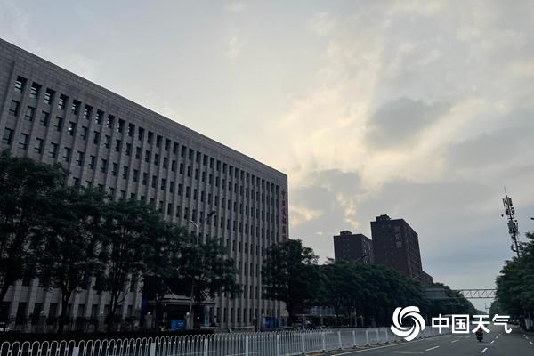 北京今天多云为主东部有分散降雨 后天或现高温