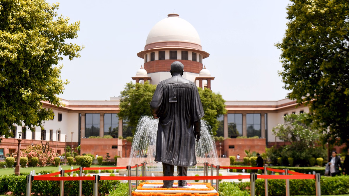 Supreme Court: राम मंदिर चढ़ावा चोरी विवाद में केंद्र को नोटिस जारी, सुप्रीम कोर्ट ने स्टेटस रिपोर्ट मांगी