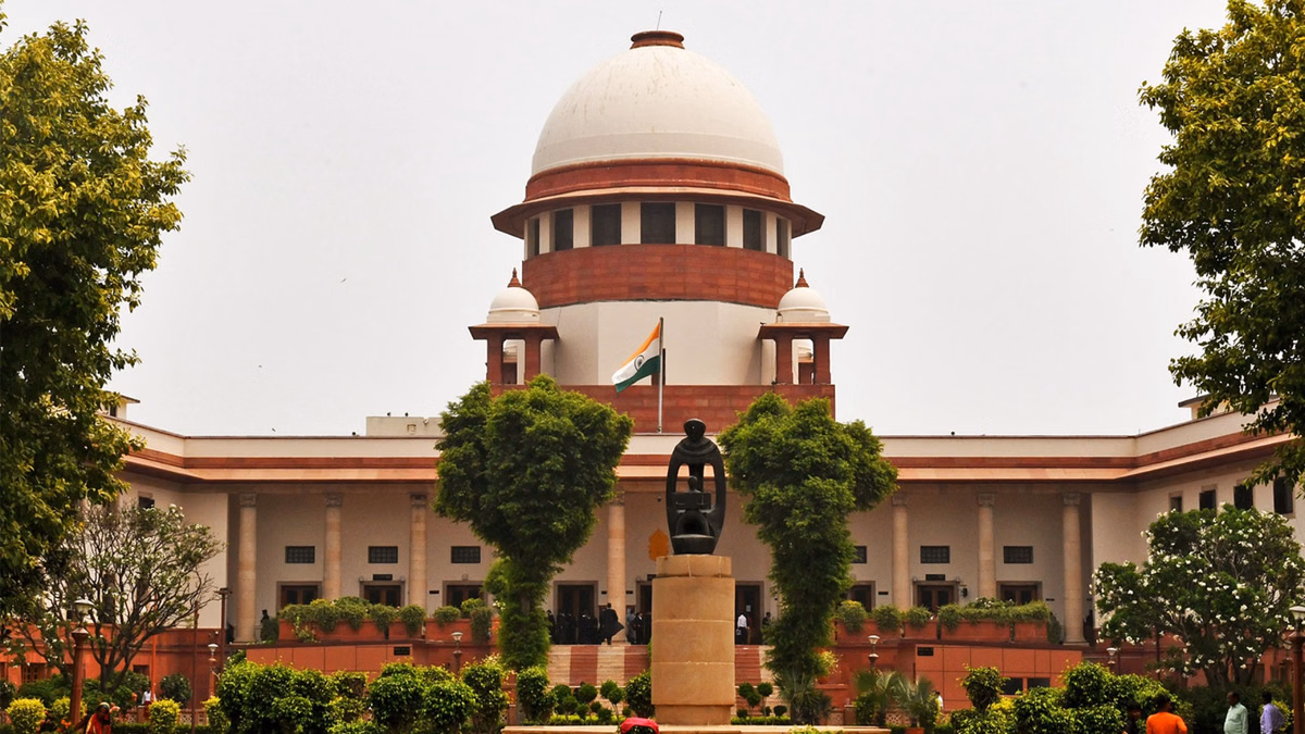 Supreme Court: पेपर लीक पर सख्त कार्रवाई की मांग, सुप्रीम कोर्ट में दायर हुई जनहित याचिका