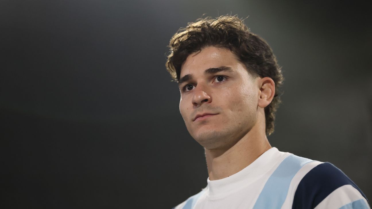Laporta: Barça's offer for Álvarez could expire