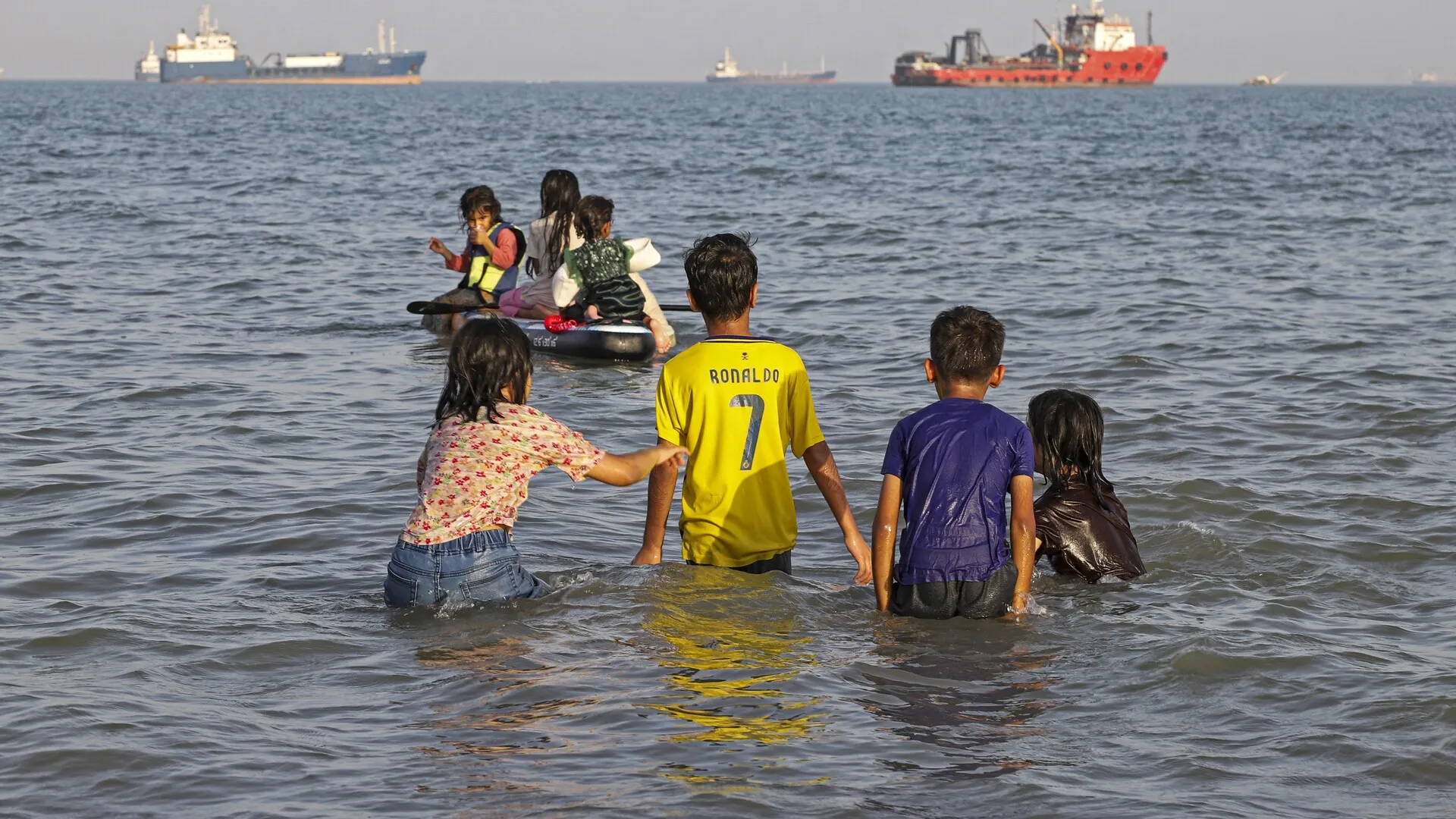 How Iran’s southern coast is bearing the brunt of US attacks