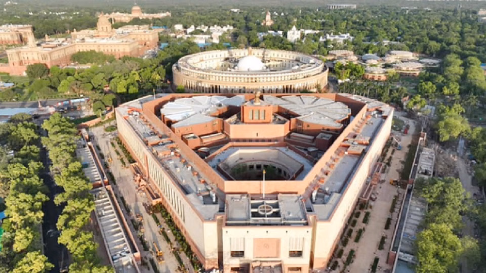 मानसून सत्र: AI पोस्टर से धरने तक..संसद में विरोध कैसे करेंगे सांसद; लोकसभा सचिवालय ने क्या निर्देश जारी किए?