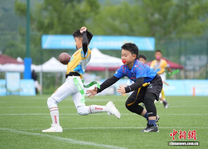 2026NFL FLAG“勇者之冠”青少年腰旗橄榄球总决赛在崇礼开赛
