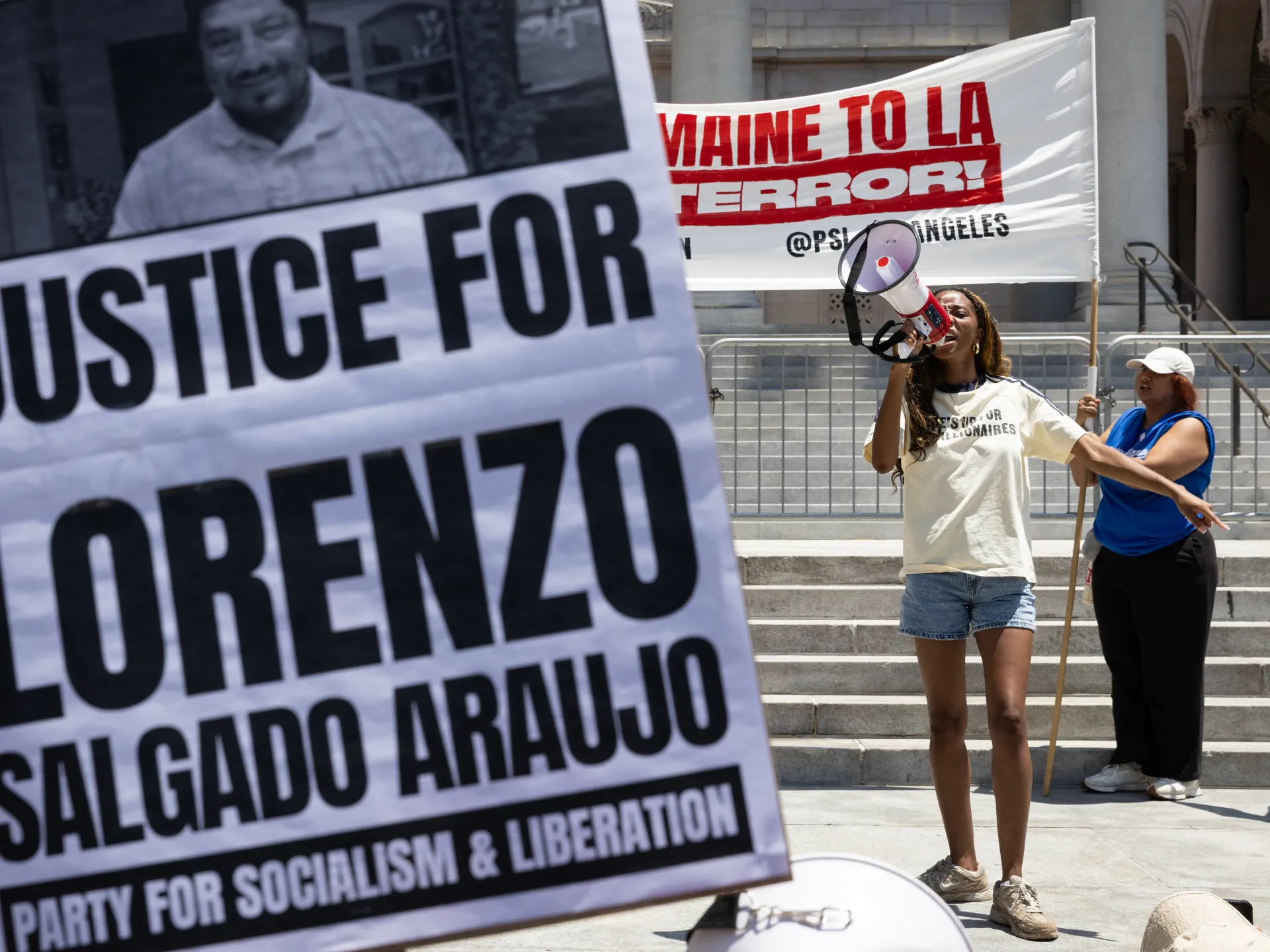 Protests in Houston continue over ICE killing of Lorenzo Salgado Araujo