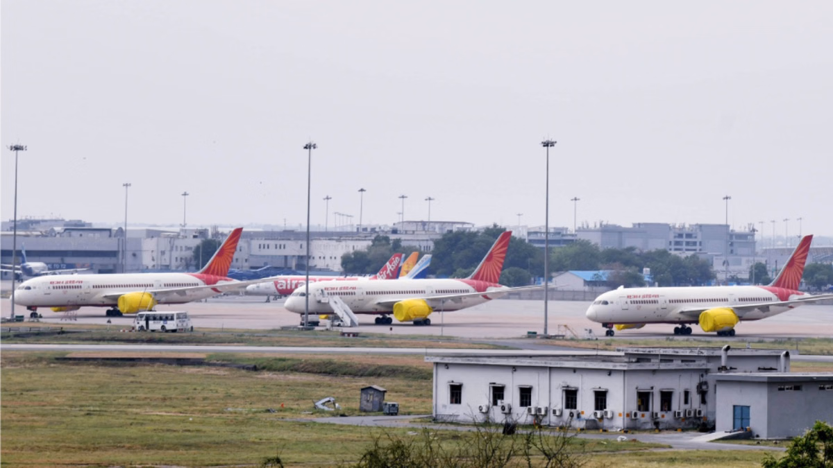 DGCA: दावा- डीजीसीए को हितों के टकराव और परिवार के लोगों को नौकरी दिलाने के मामलों पर फटकार, जानें क्या अपडेट