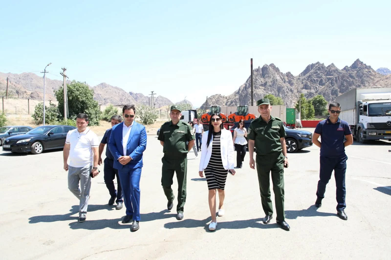 Անահիտ Մանասյանն այցելել է ՀՀ պետական սահմանի Ագարակ անցման կետ