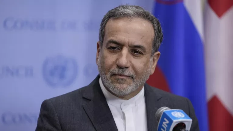 Միջնորդների միջոցով Իրանի և ԱՄՆ-ի միջև ուղերձների փոխանակման հարցում խնդիրներ չկան. Արաղչի