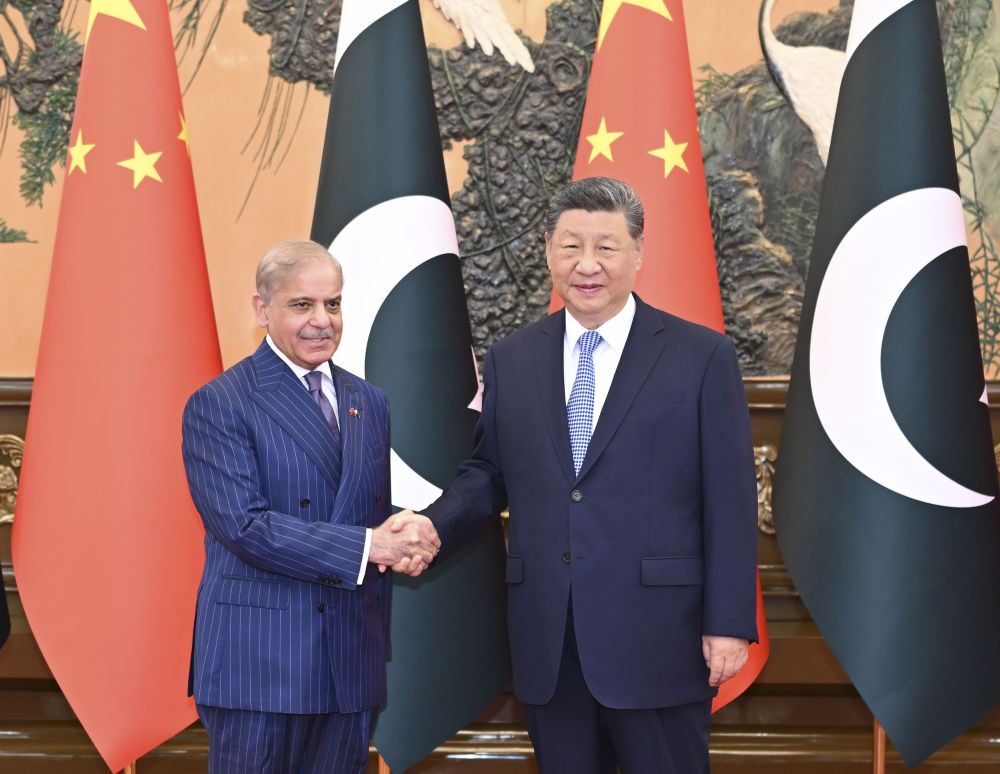 新华图讯丨习近平会见巴基斯坦总理夏巴兹