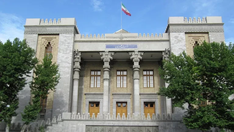 Իրանի ԱԳՆ-ն «օգտակար» է որակել Օմանի հետ Հորմուզի նեղուցի շուրջ բանակցությունները