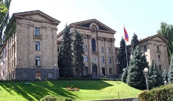 ՔՊ-ում հանձնաժողովների նախագահների համար ներքին պայքար է. «Ժողովուրդ»