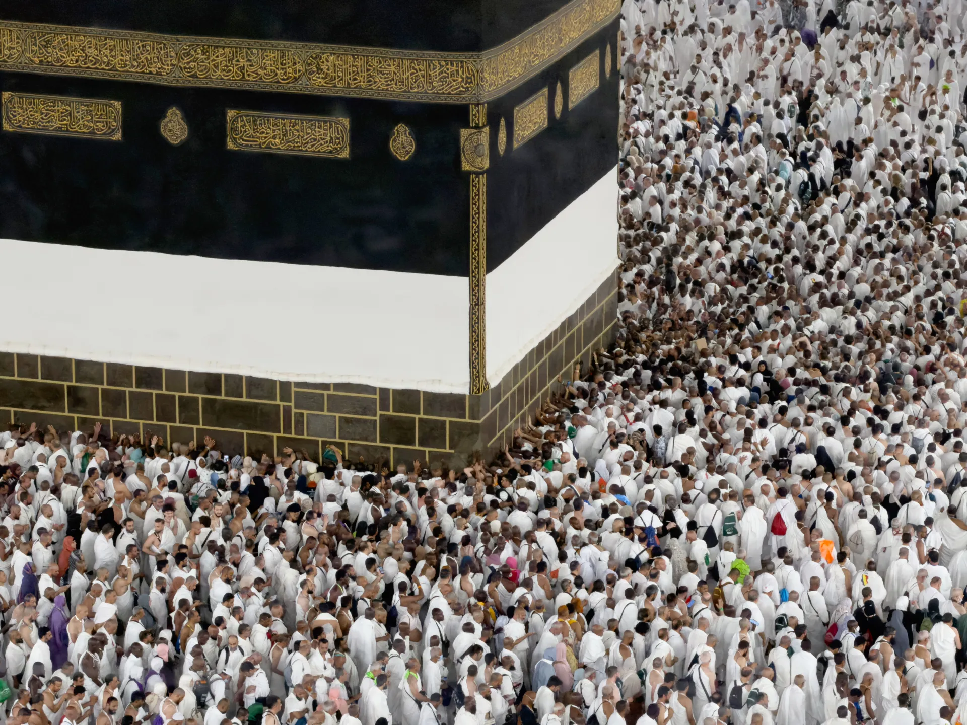 Over 1.5 million pilgrims begin Hajj amid regional tensions
