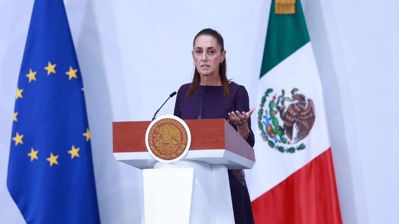 Mexican prez has 'no issue' hosting Iran WC camp