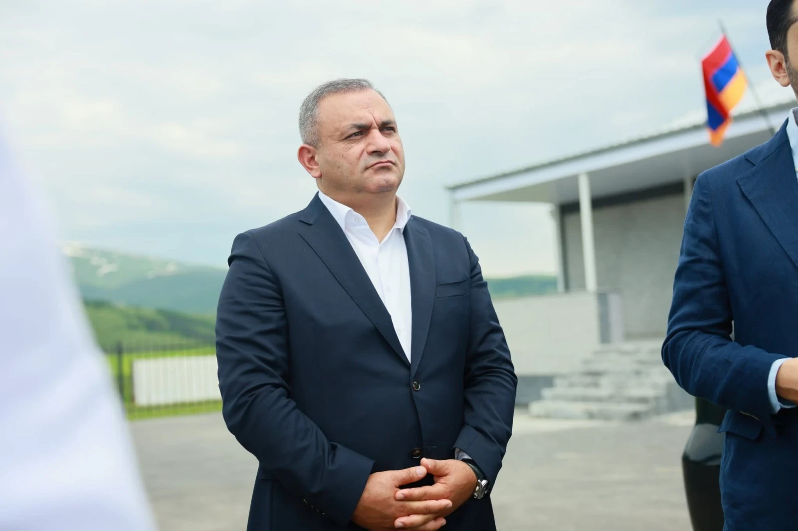 Ահարոն Սահակյանն ազատվել է Կոտայքի մարզպետի պաշտոնից