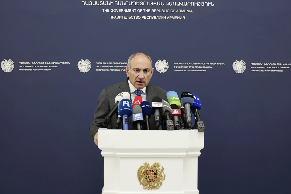 Փաշինյանը նշել է հայկական բանակում զինծառայողների ինքնասպանության երեք հնարավոր պատճառները