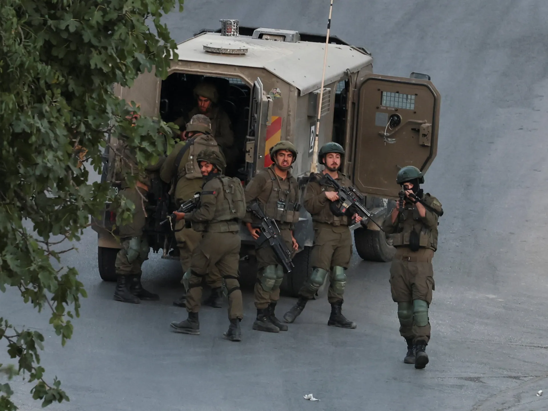 At least 11, including children, injured in Israeli raids near Nablus