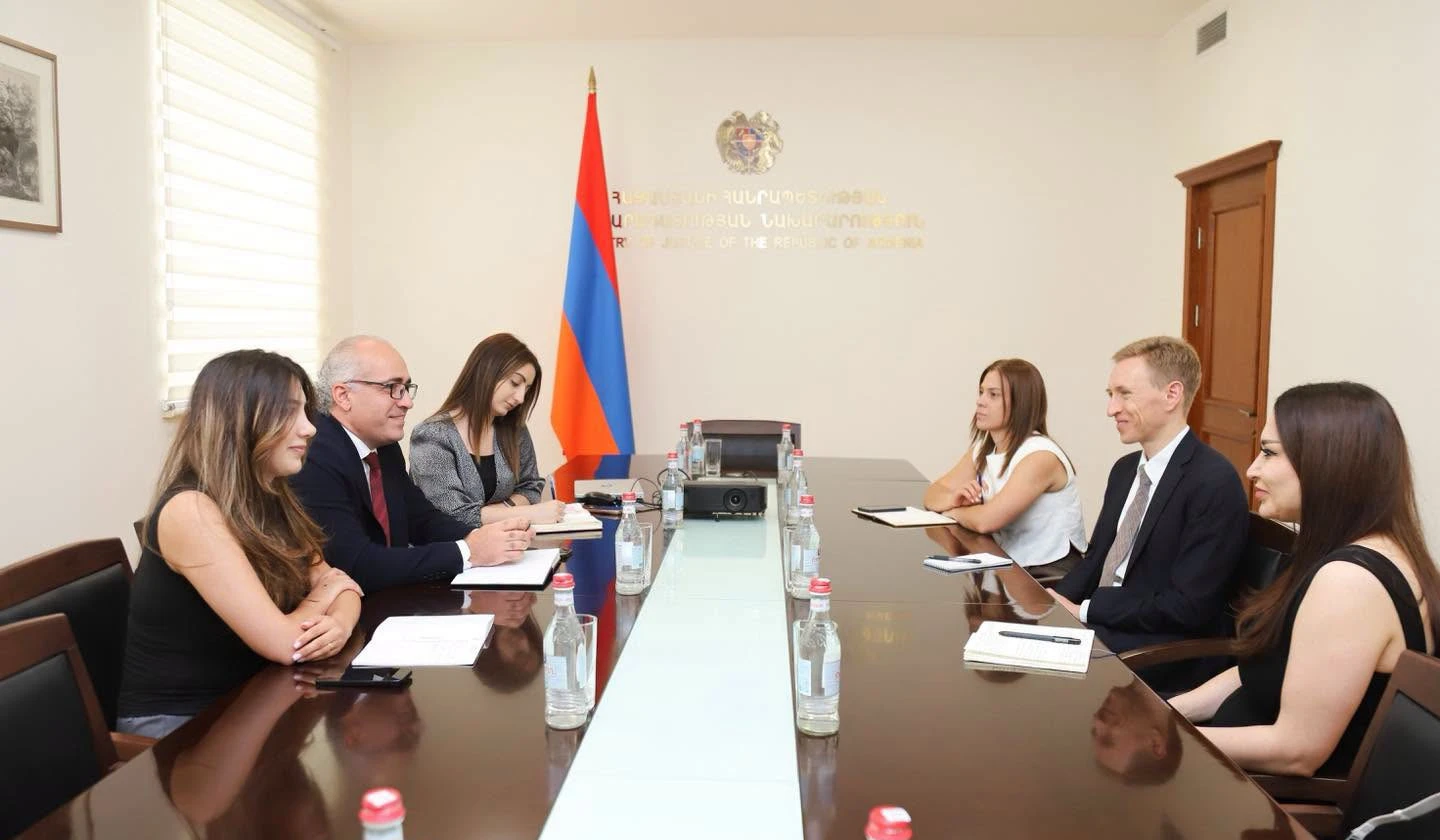 ԱՄՆ պատվիրակության հետ քննարկել են փողերի լվացման և ահաբեկչության ֆինանսավորման դեմ պայքարի ոլորտում իրականացվող համագործակցությունը