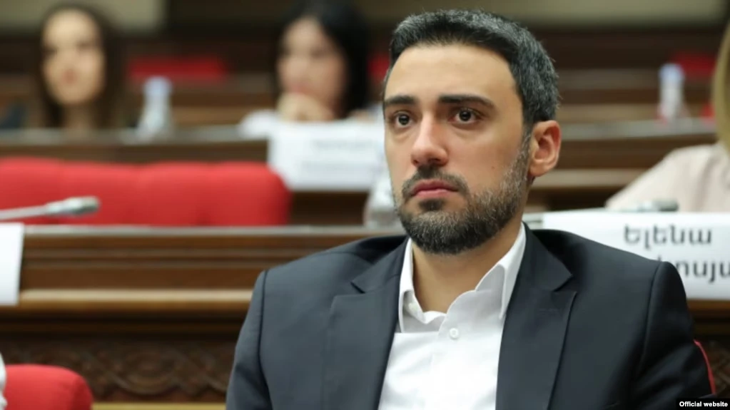 «Ուժեղ Հայաստան» խմբակցության ԱԺ փոխնախագահի թեկնածուն Արամ Վարդևանյանն է