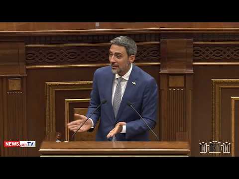 «Կին էր, կին», «հավանաբար Մնացական Մարտիրոսյանն էր»
